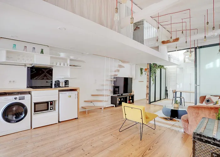 Daire Spacious 2br 4p - Republique *