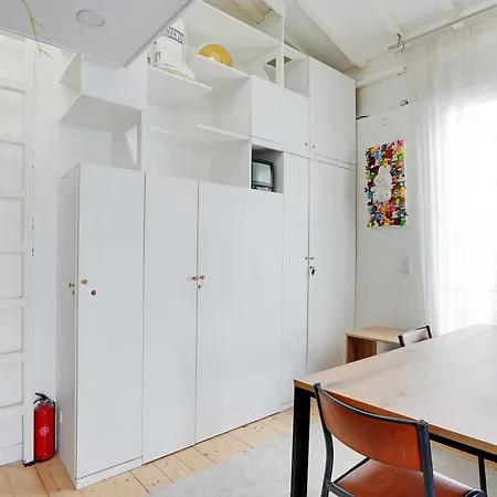 Apartment Spacious 2br 4p - Republique