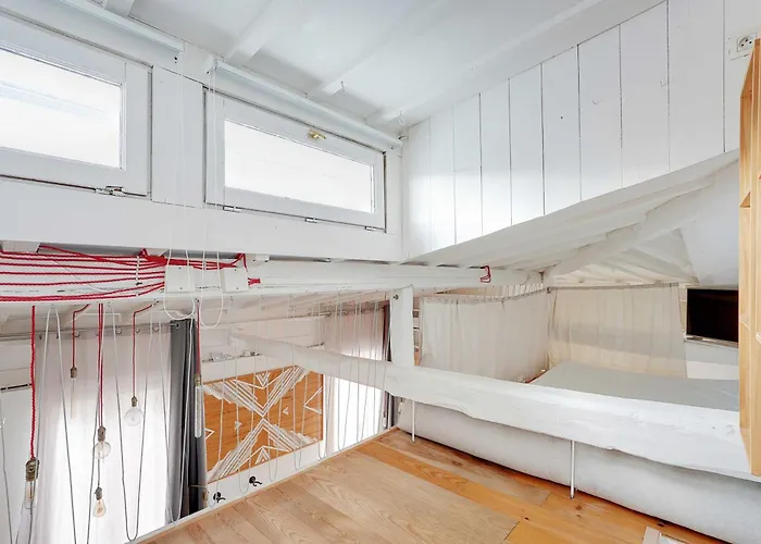 Apartment Spacious 2br 4p - Republique *