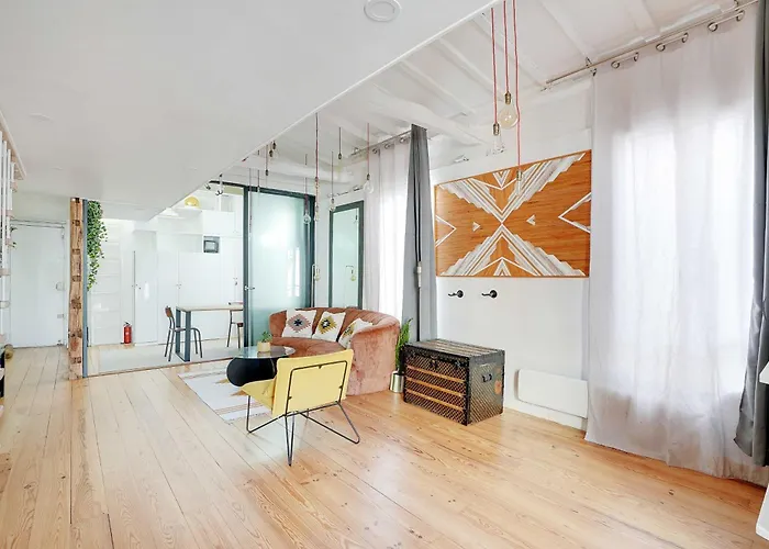 Spacious 2br 4p - Republique * Parigi